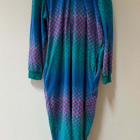 Dragon Onesie pajamas or lounge outfit M/L - Picture 3 of 6